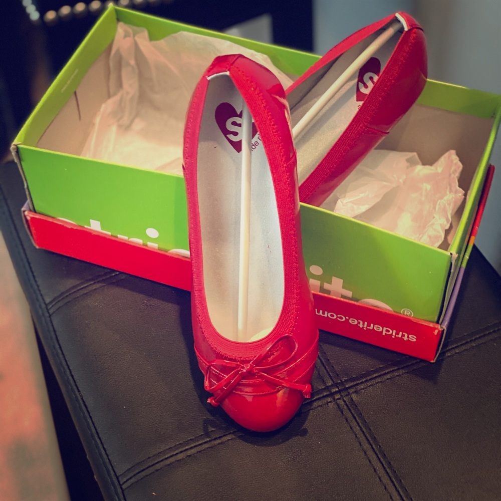 BRAND NEW Stride Rite Red Girl Dress Slipper